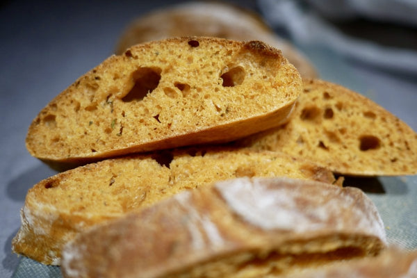 Tomatenciabatta mit italienischen Kräutern - Veprosa